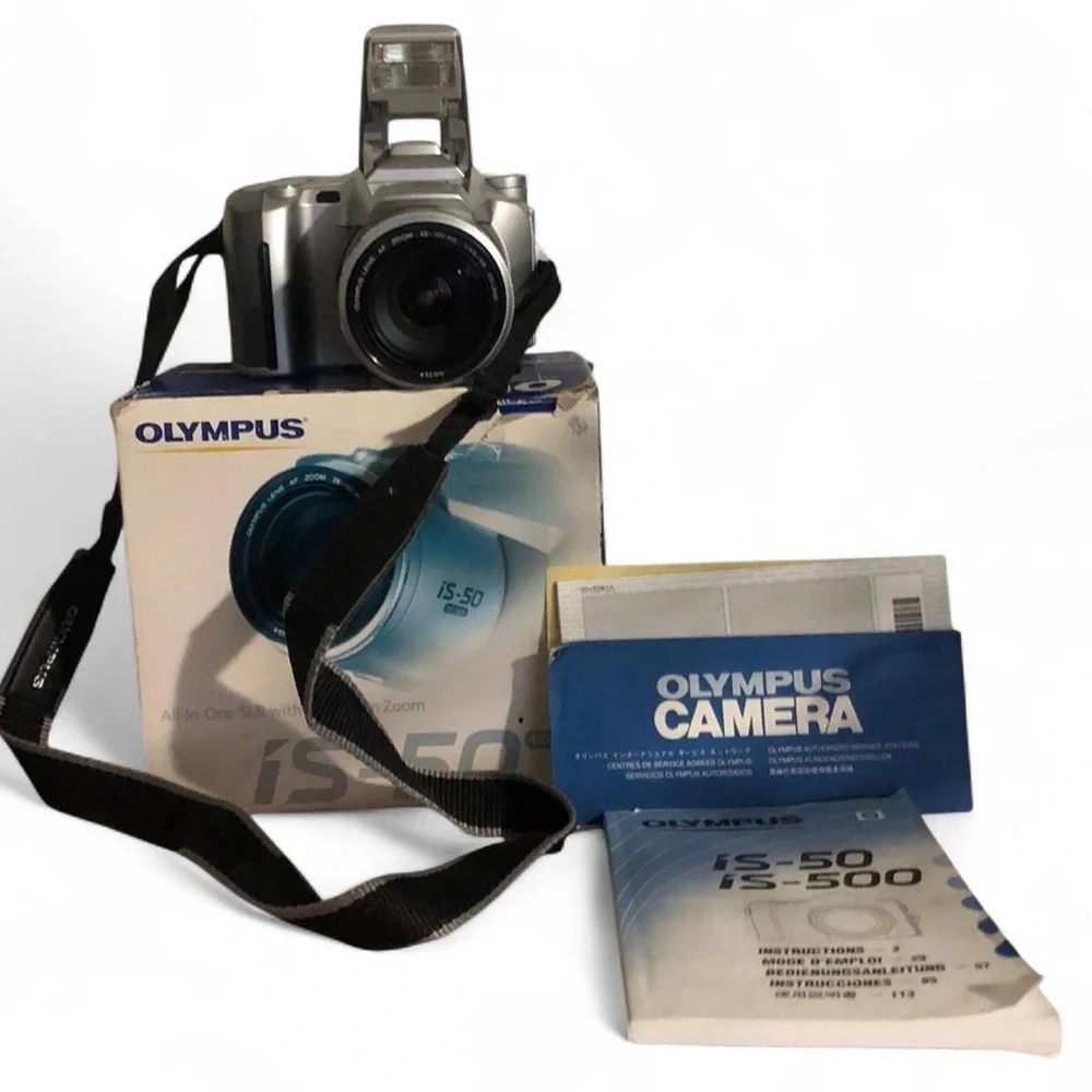 Olympus IS-50 35mm SLR Film Camera 28-120mm Lens Silver WORKS w/ box & manuals